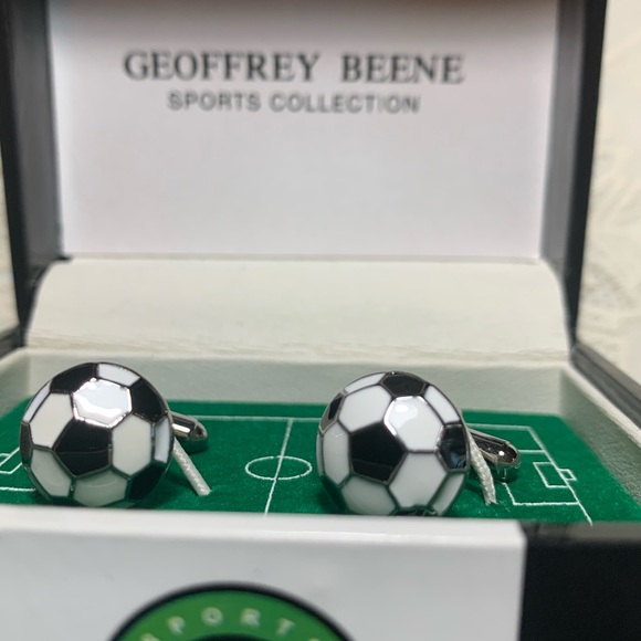 ❌TRADED❌ Geoffrey Beene Sports Collection Cufflinks - Picture 2 of 7